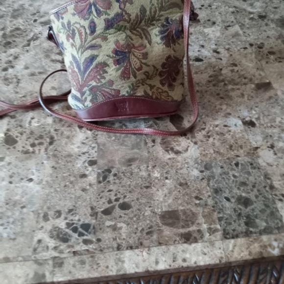 LIZ CLAIIBORNE CROSS BODY/SHOULDER PAISLEY VINTAGE BAG - Picture 2 of 3